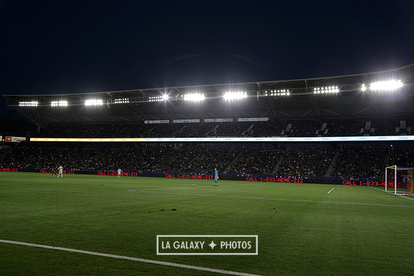 060219_LAGalaxyvsRevolution_GA_4266