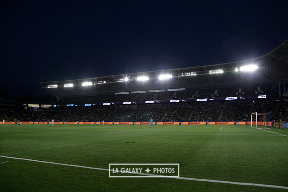 060219_LAGalaxyvsRevolution_GA_4289