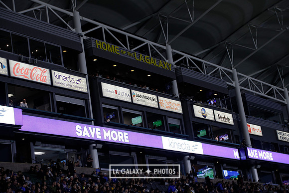 060219_LAGalaxyvsRevolution_GA_4385