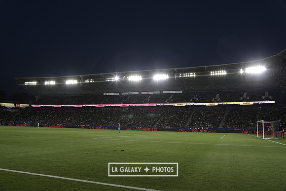 060219_LAGalaxyvsRevolution_GA_4233