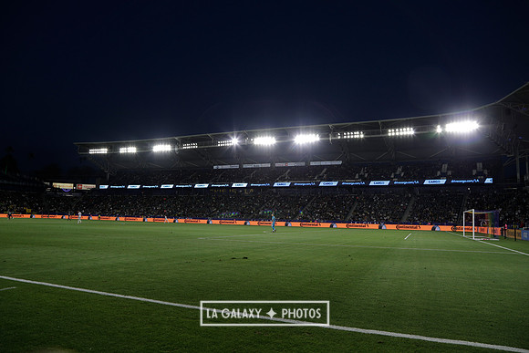 060219_LAGalaxyvsRevolution_GA_4292