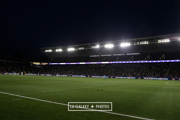 060219_LAGalaxyvsRevolution_GA_4348