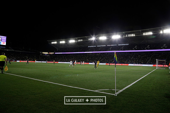 060219_LAGalaxyvsRevolution_GA_4492