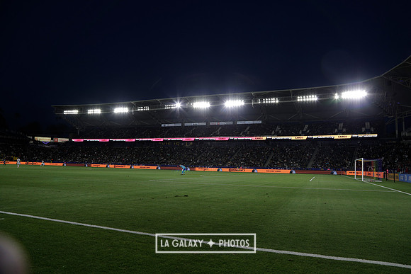 060219_LAGalaxyvsRevolution_GA_4307