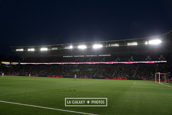 060219_LAGalaxyvsRevolution_GA_4242