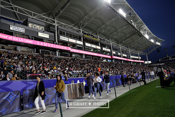 060219_LAGalaxyvsRevolution_GA_4438