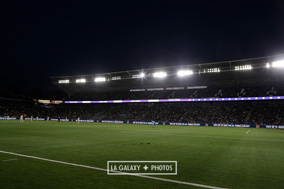 060219_LAGalaxyvsRevolution_GA_4351