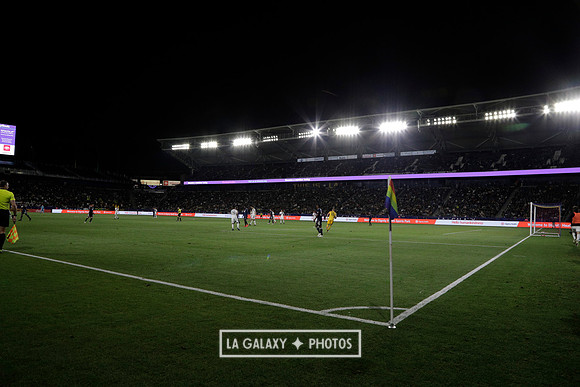 060219_LAGalaxyvsRevolution_GA_4493