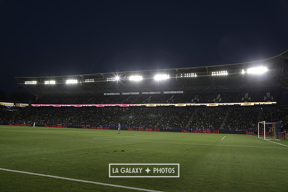 060219_LAGalaxyvsRevolution_GA_4230