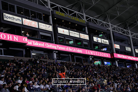 060219_LAGalaxyvsRevolution_GA_4452