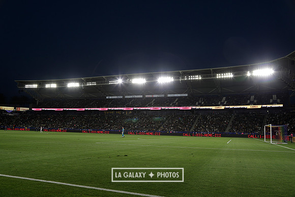 060219_LAGalaxyvsRevolution_GA_4235