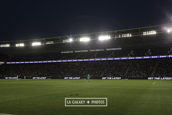 060219_LAGalaxyvsRevolution_GA_4222