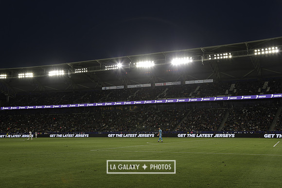 060219_LAGalaxyvsRevolution_GA_4217