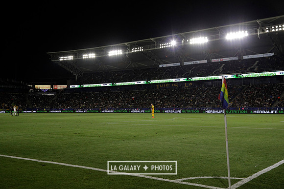 060219_LAGalaxyvsRevolution_GA_4481