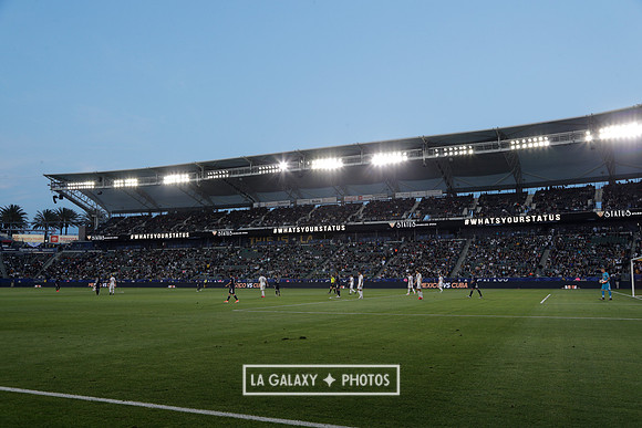 060219_LAGalaxyvsRevolution_GA_4518