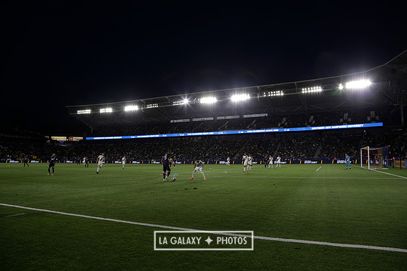060219_LAGalaxyvsRevolution_GA_4411