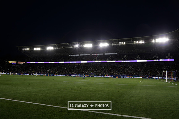 060219_LAGalaxyvsRevolution_GA_4363