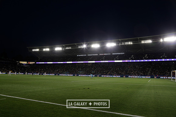 060219_LAGalaxyvsRevolution_GA_4353