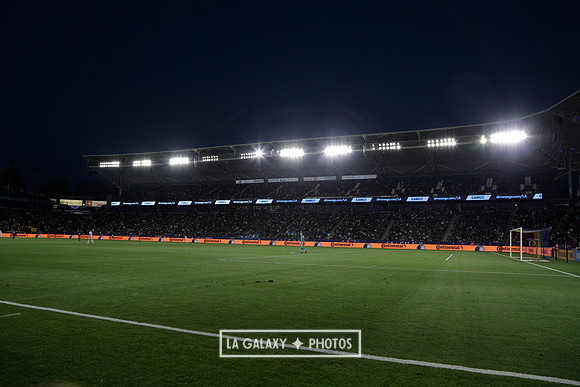 060219_LAGalaxyvsRevolution_GA_4291