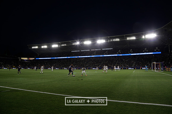 060219_LAGalaxyvsRevolution_GA_4413