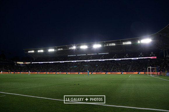 060219_LAGalaxyvsRevolution_GA_4281