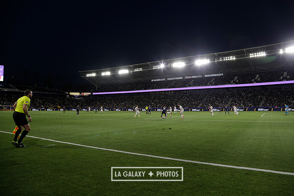 060219_LAGalaxyvsRevolution_GA_4402