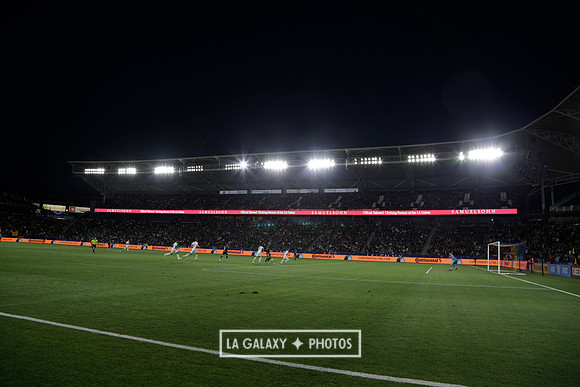 060219_LAGalaxyvsRevolution_GA_4465