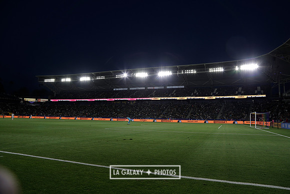 060219_LAGalaxyvsRevolution_GA_4305