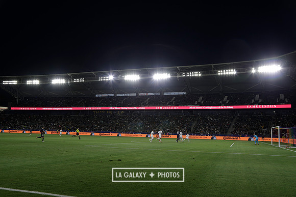 060219_LAGalaxyvsRevolution_GA_4478