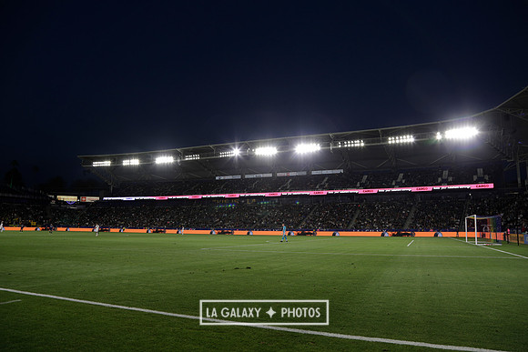 060219_LAGalaxyvsRevolution_GA_4273