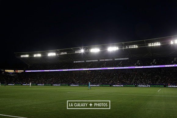 060219_LAGalaxyvsRevolution_GA_4372