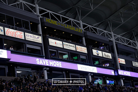 060219_LAGalaxyvsRevolution_GA_4383