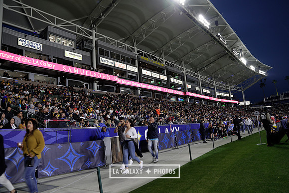 060219_LAGalaxyvsRevolution_GA_4446