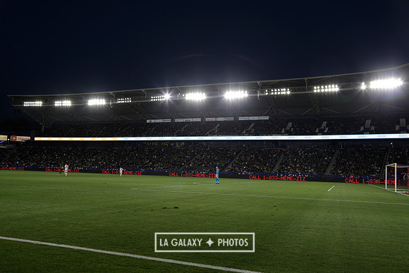 060219_LAGalaxyvsRevolution_GA_4264