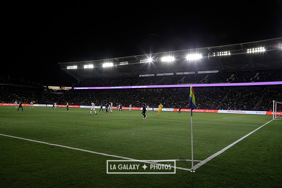 060219_LAGalaxyvsRevolution_GA_4496