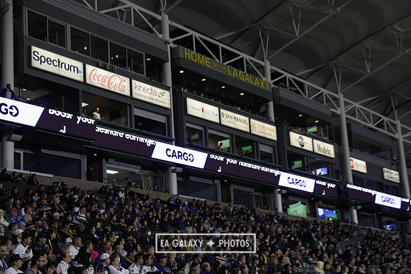 060219_LAGalaxyvsRevolution_GA_4247