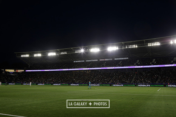 060219_LAGalaxyvsRevolution_GA_4371