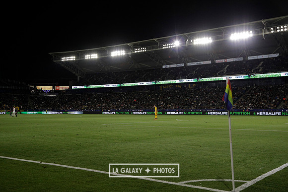 060219_LAGalaxyvsRevolution_GA_4486