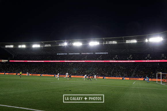 060219_LAGalaxyvsRevolution_GA_4468