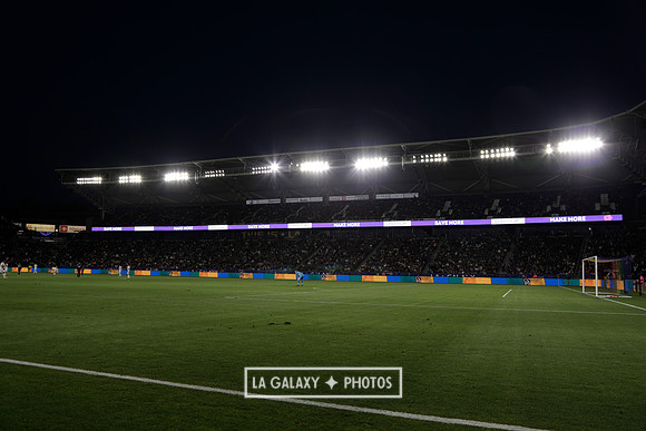 060219_LAGalaxyvsRevolution_GA_4365