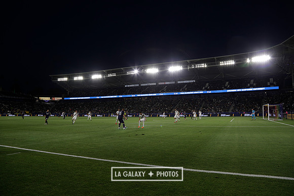 060219_LAGalaxyvsRevolution_GA_4409