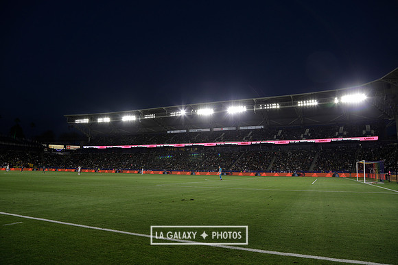060219_LAGalaxyvsRevolution_GA_4271