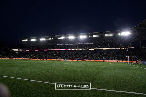 060219_LAGalaxyvsRevolution_GA_4304