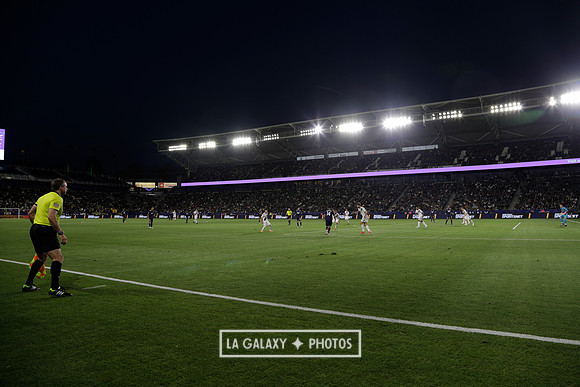 060219_LAGalaxyvsRevolution_GA_4401