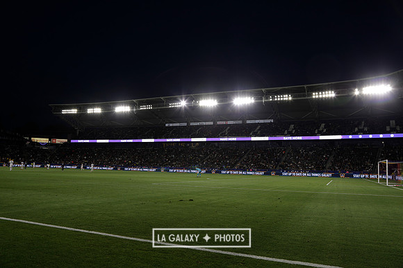 060219_LAGalaxyvsRevolution_GA_4359