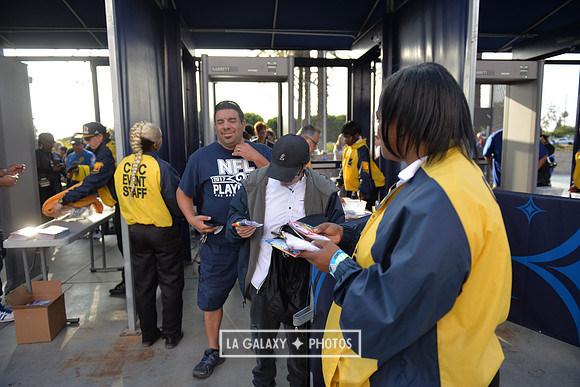 060219_LAGalaxy_vs_NERevolution_SC0126