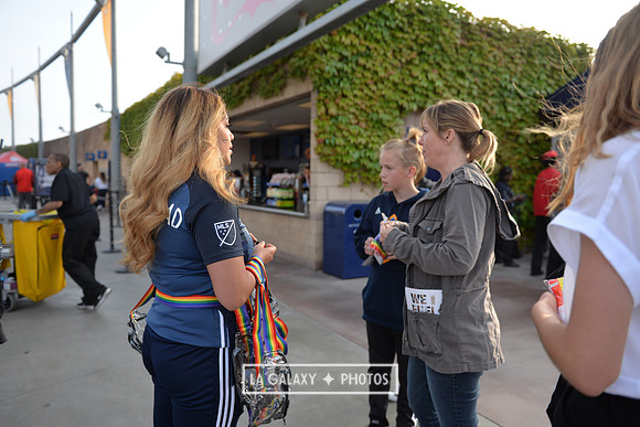 060219_LAGalaxy_vs_NERevolution_SC0144