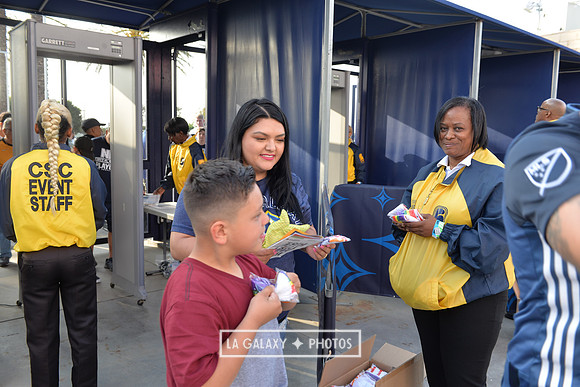 060219_LAGalaxy_vs_NERevolution_SC0115