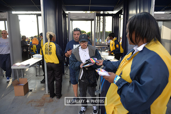060219_LAGalaxy_vs_NERevolution_SC0121