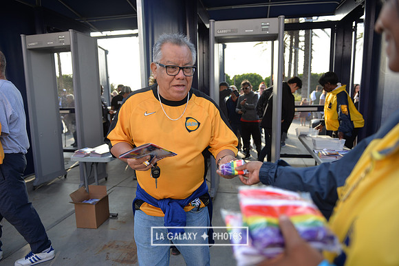 060219_LAGalaxy_vs_NERevolution_SC0132